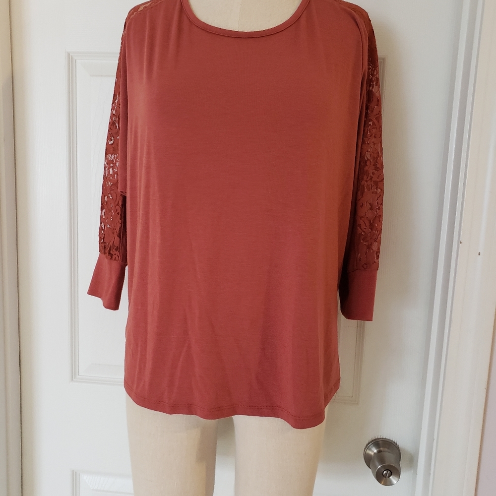 Women's Top Size Xlarge